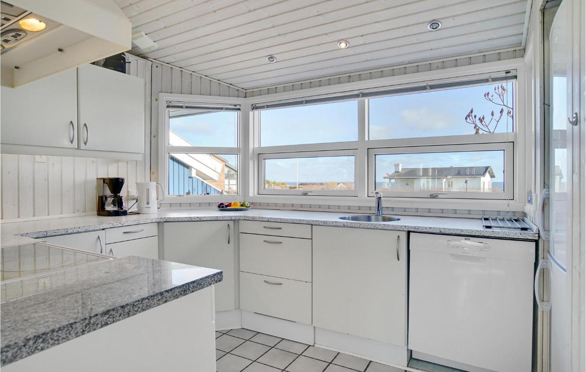 Awesome Home In Stroby With Wifi 외부 사진