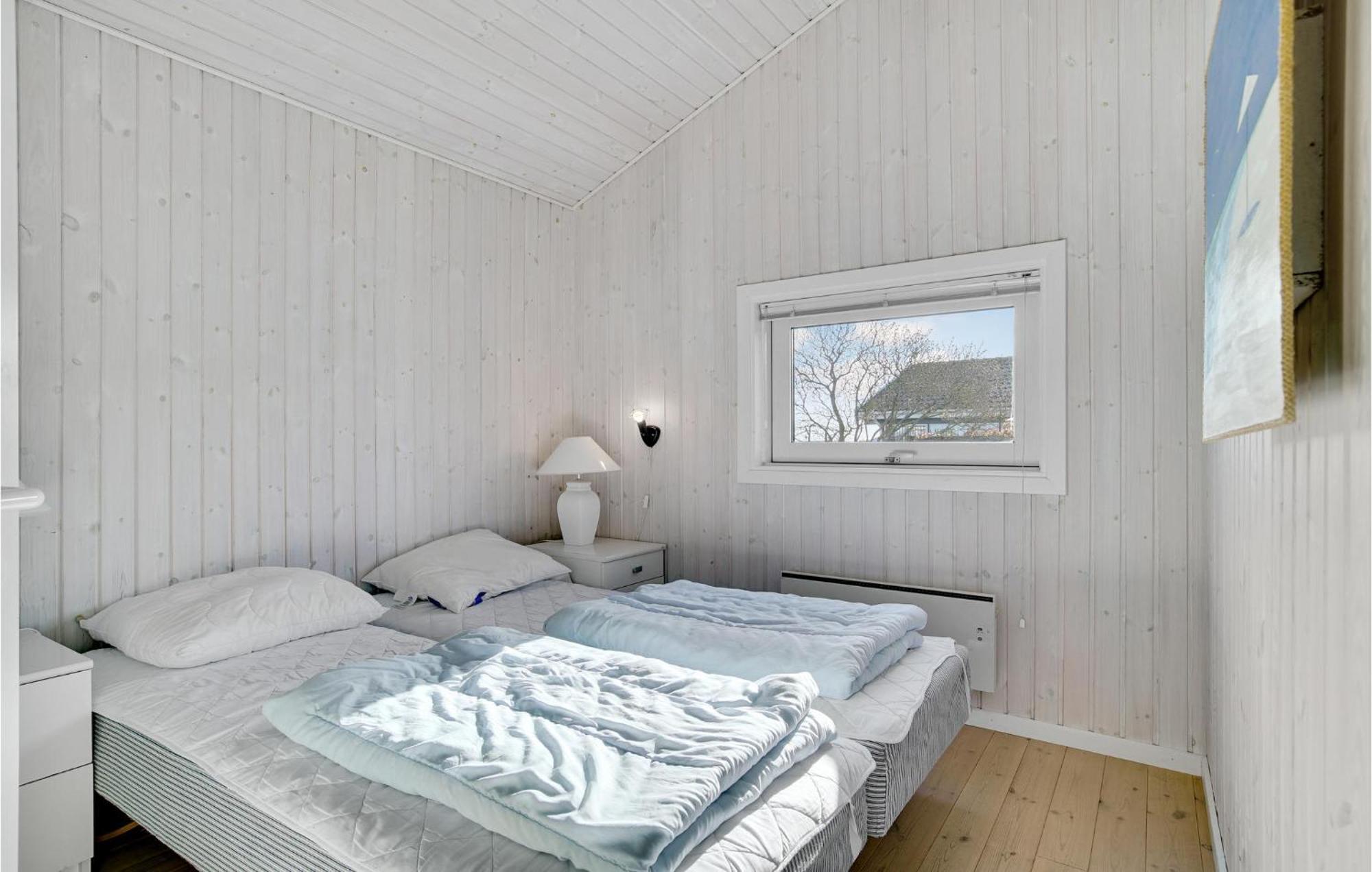 Awesome Home In Stroby With Wifi 외부 사진